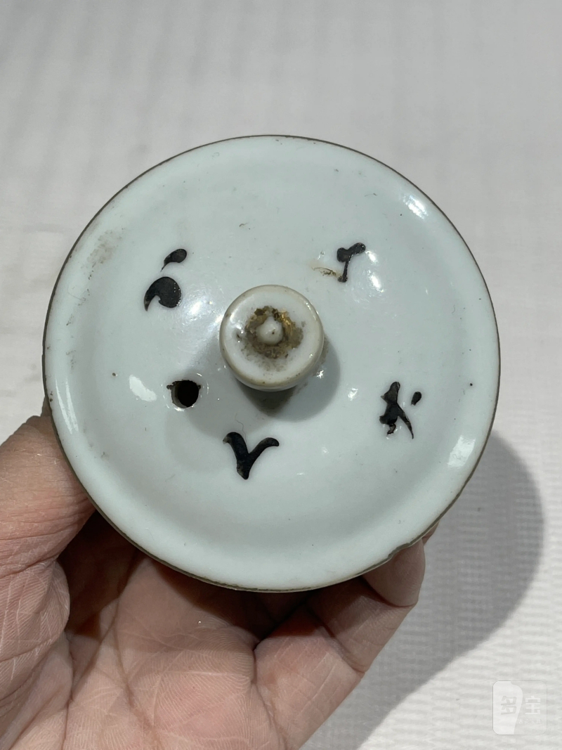 清代 粉彩茶壶一组十二件 - 图23